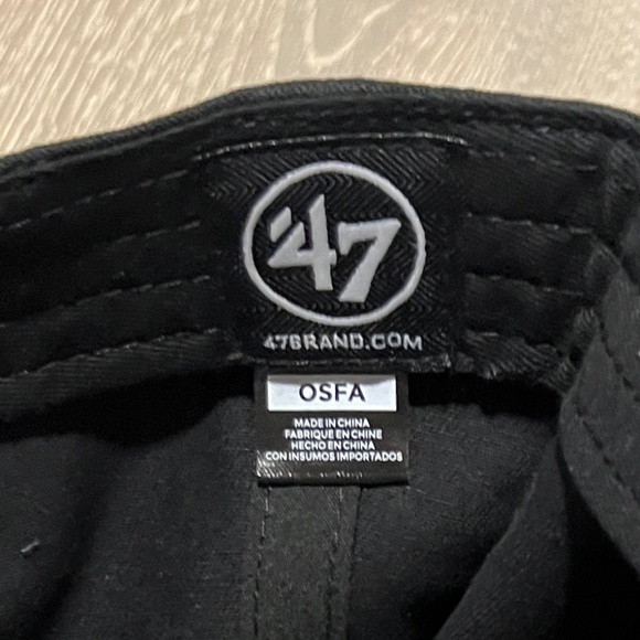 47' BRAND clean up black hats with embroidered "B" - Picture 3 of 4